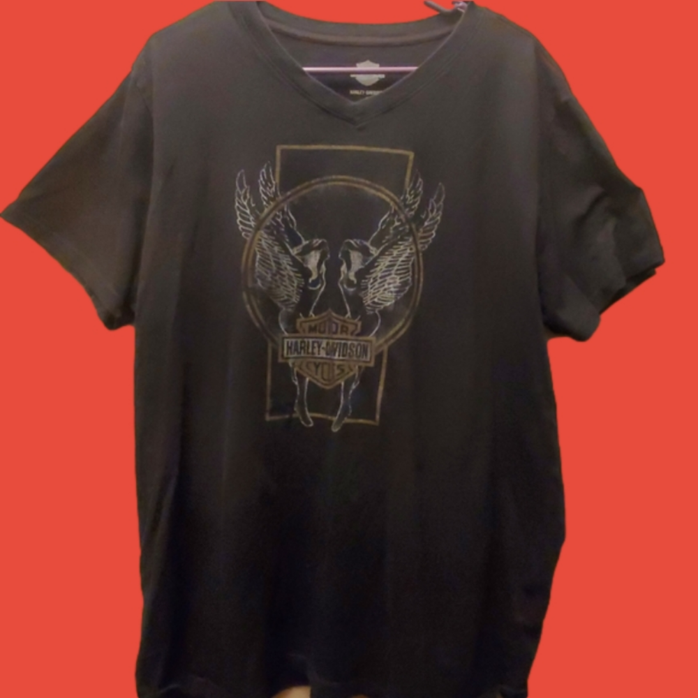 Mens xlarge black short sleeve Harley Davidson shirt